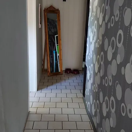Kleine Am Wald Apartment